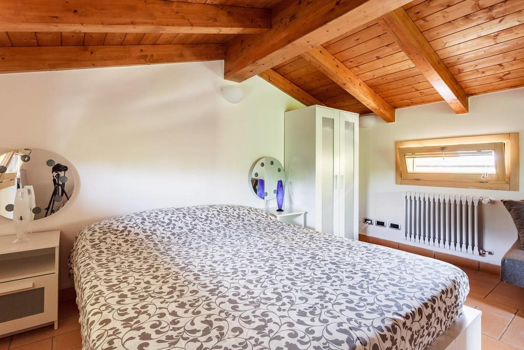 B&B Nido Sui Laghi San Donnino della Nizzola ภายนอก รูปภาพ