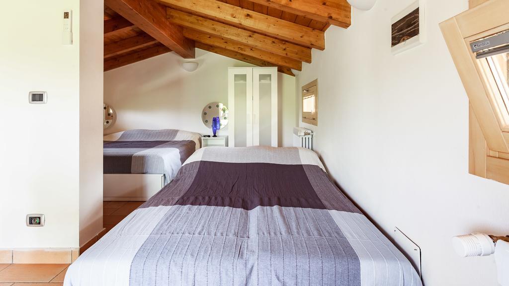 B&B Nido Sui Laghi San Donnino della Nizzola ภายนอก รูปภาพ