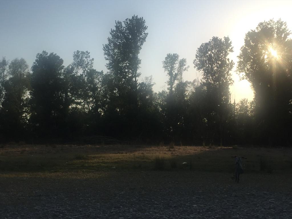 B&B Nido Sui Laghi San Donnino della Nizzola ภายนอก รูปภาพ