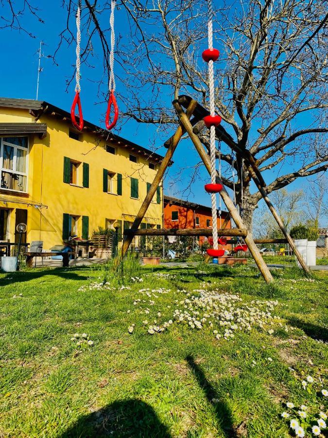 B&B Nido Sui Laghi San Donnino della Nizzola ภายนอก รูปภาพ