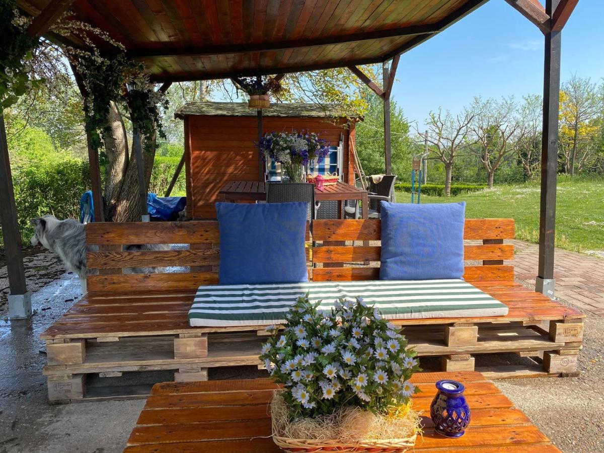 B&B Nido Sui Laghi San Donnino della Nizzola ภายนอก รูปภาพ