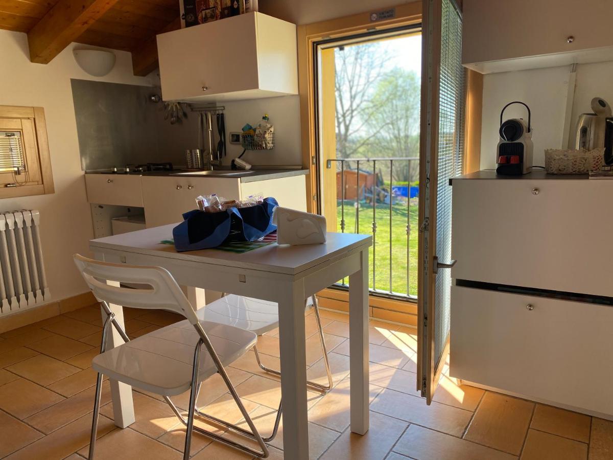 B&B Nido Sui Laghi San Donnino della Nizzola ภายนอก รูปภาพ